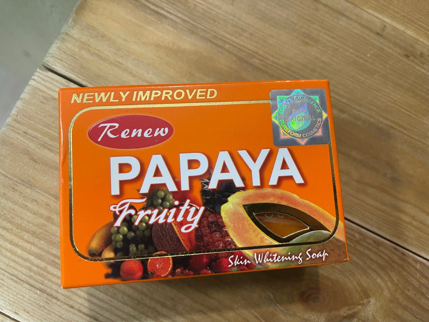 Likas Papaya - Savon Éclaircissant à la Papaye - MARIVIC MART