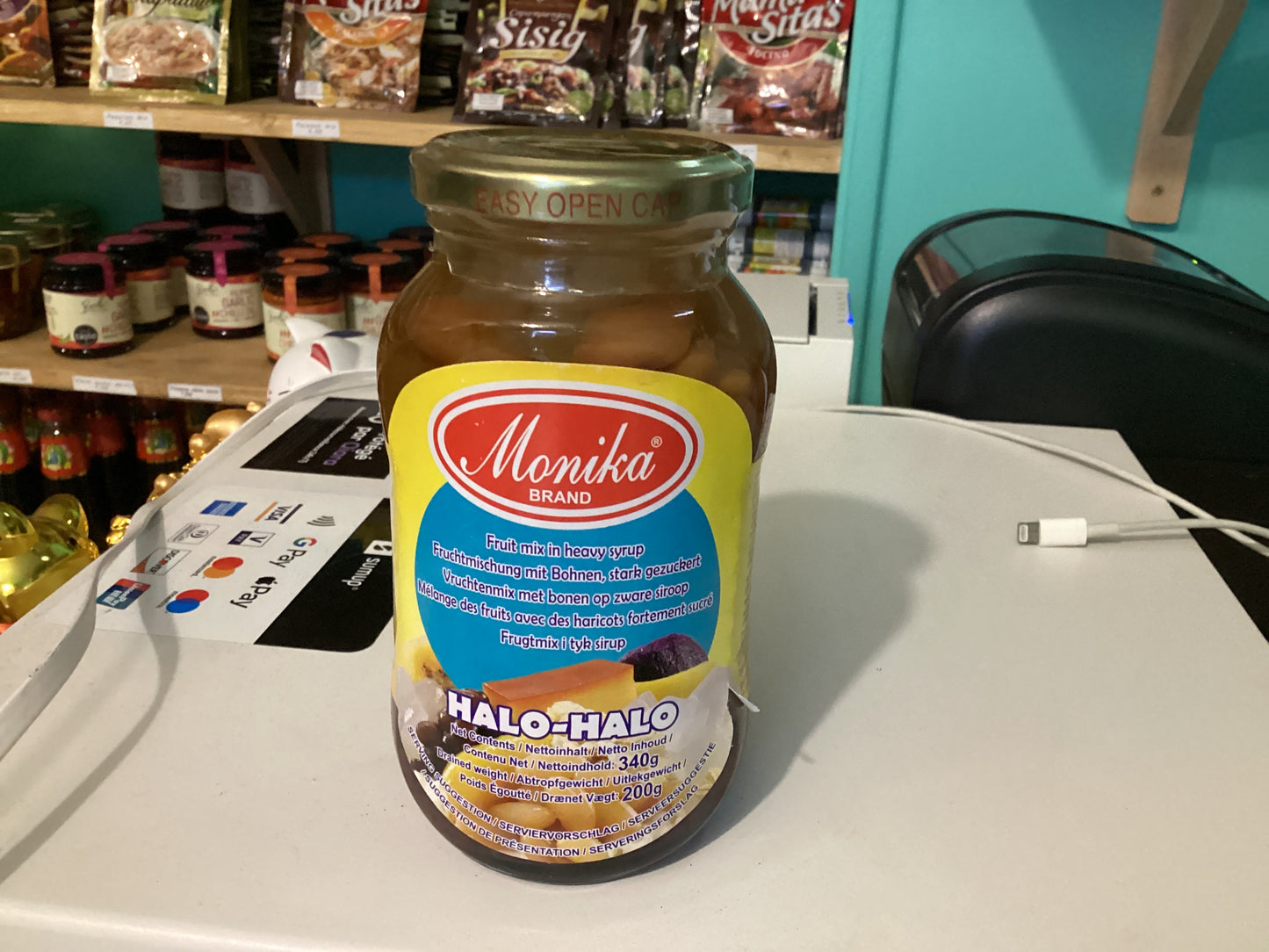 Monika halohalo